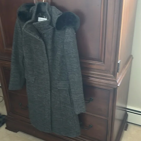 Calvin Klein Women's Gray Coat - Picture 2 of 5